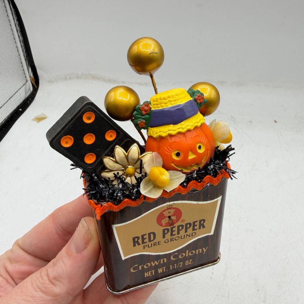 Vintage Halloween Pumpkin Spice Tin Assemblage Hallmark Merry Miniature - Picture 2 of 5